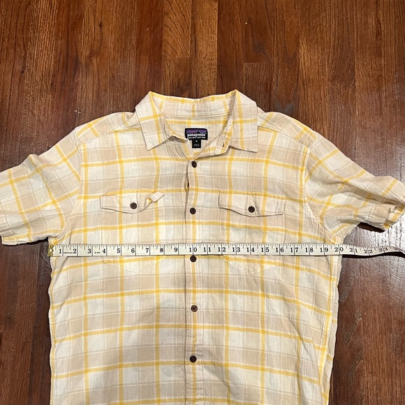 Patagonia Steersman Short Sleeve Organic Cotton Button Front Shirt - Picture 7 of 9